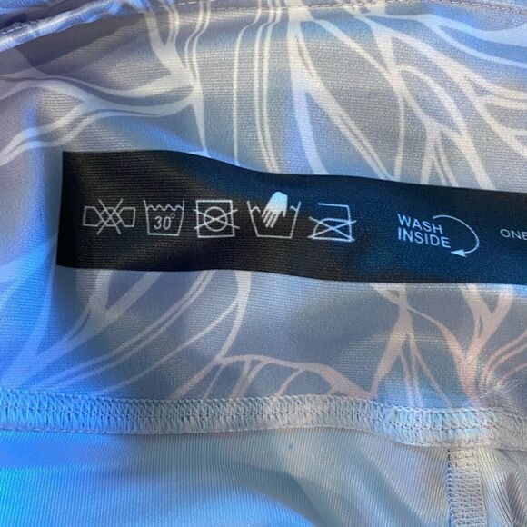 Cima Activewear OSFA Light Pastel Blue Pink Floral High Compression Leggings - Picture 8 of 8